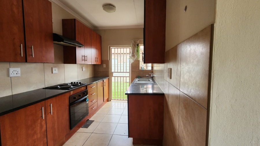 To Let 3 Bedroom Property for Rent in Waterval East North West